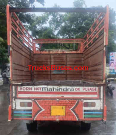 Mahindra Bolero Maxi Truck Plus Images